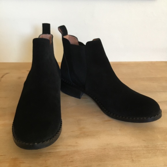 Gentle Souls black suede BINX ankle boot (8.5) - Picture 2 of 11